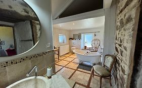 Le Domaine De Coat Rogan, La Chambre Du Tregor