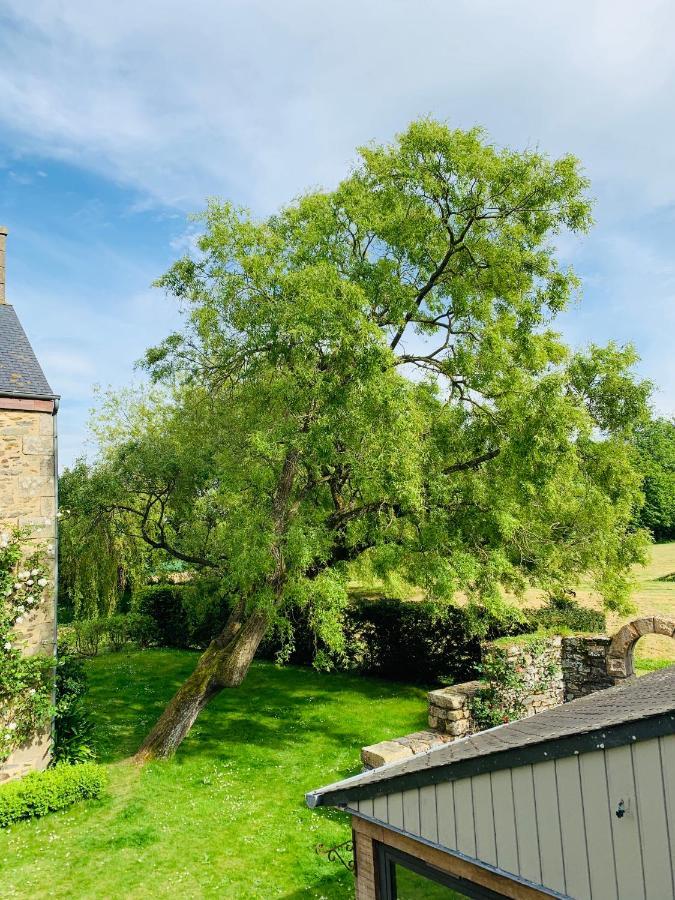 Le Domaine De Coat Rogan, La Chambre Du Tregor Ploezal Exterior foto