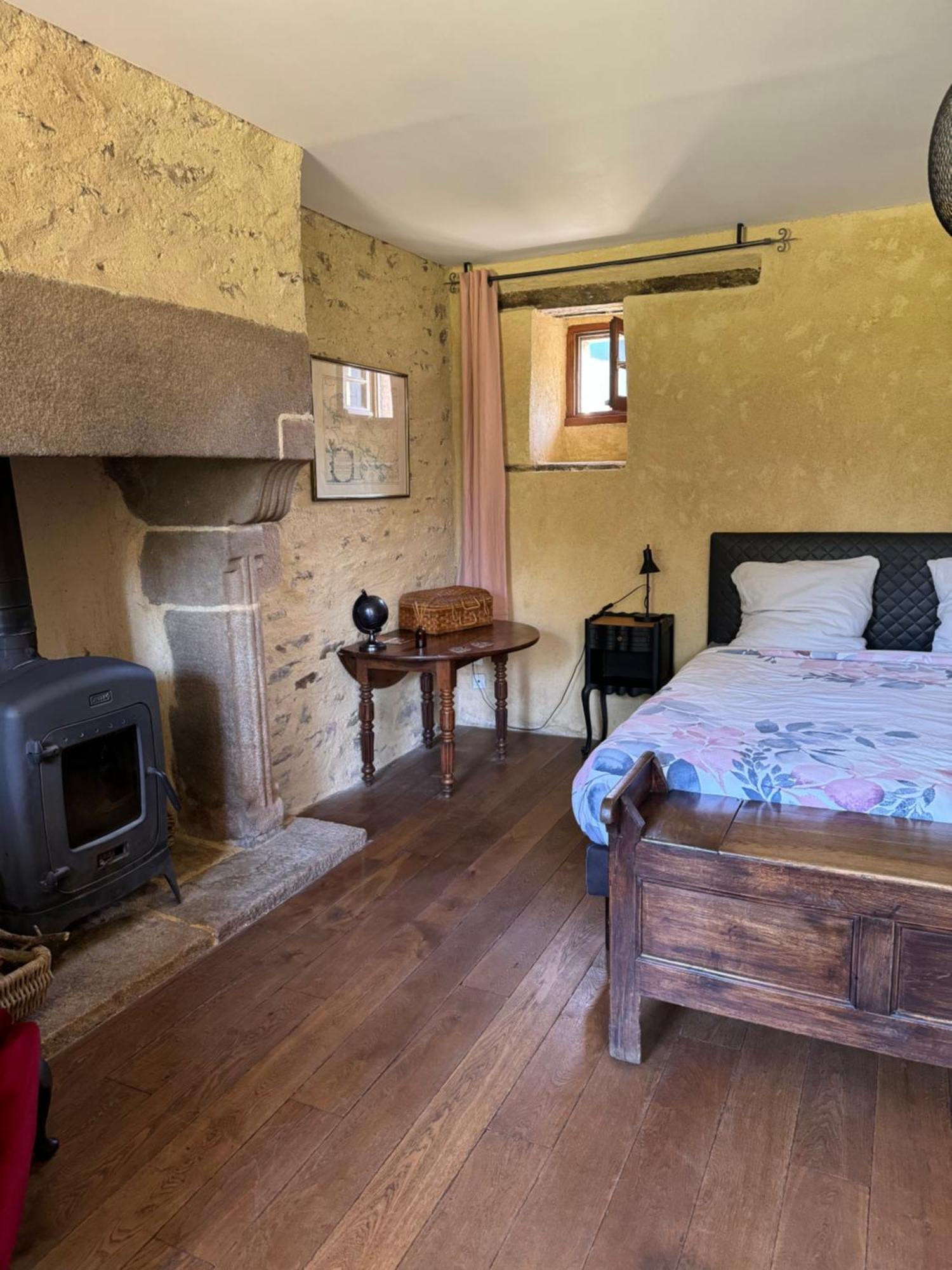 Le Domaine De Coat Rogan, La Chambre Du Tregor Ploezal Exterior foto